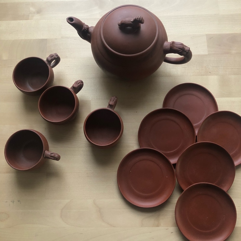 Genuine Vintage Japanese Red Clay Set